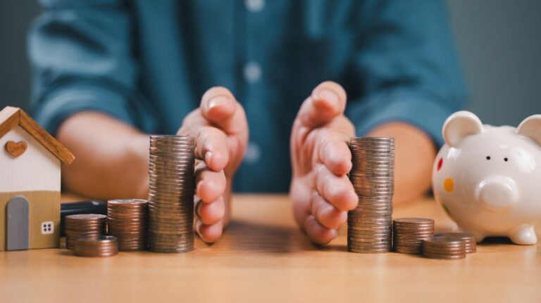 Dividing property and money on a table