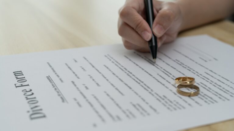 Signing divorce forms