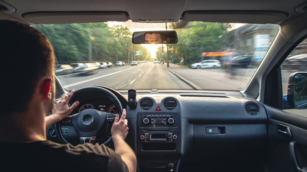 Hands on the wheel when driving at high speed from inside the car
