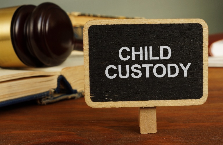 Child custody and judge's gavel