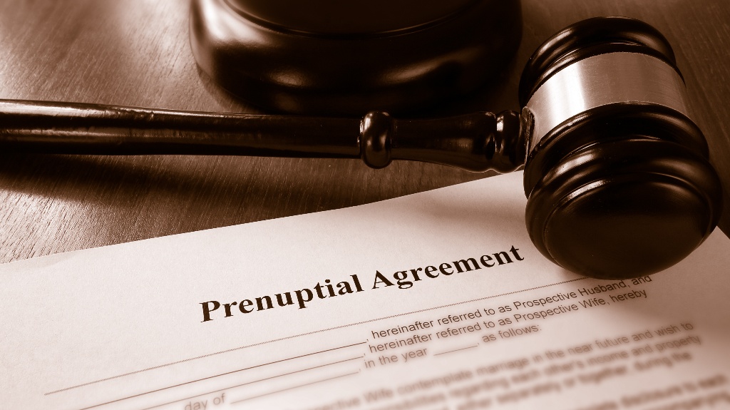 Prenuptial agreement with a judge's gavel