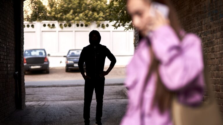 Kentucky First-Degree Drug Possession: Penalties Explained